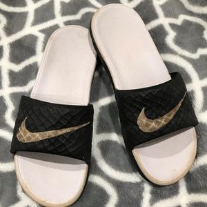 Nike slides